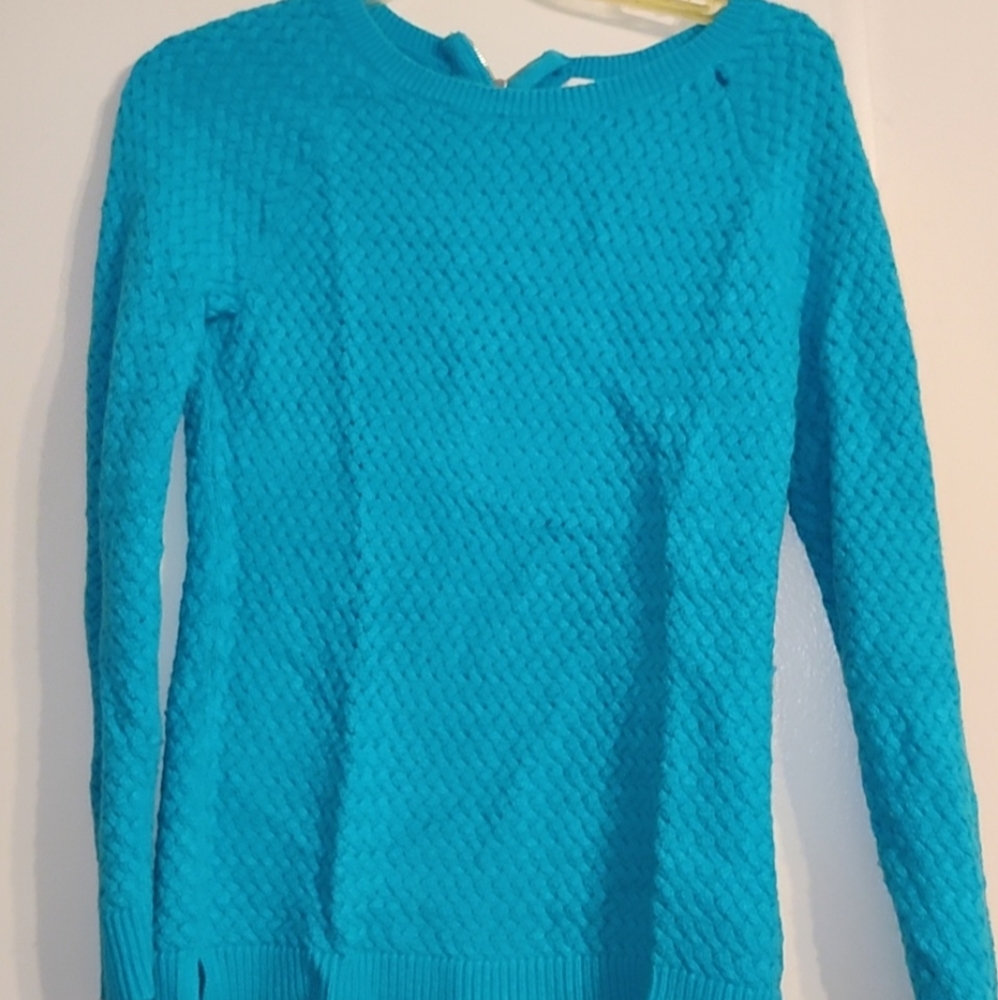 Crown & Ivy sweater